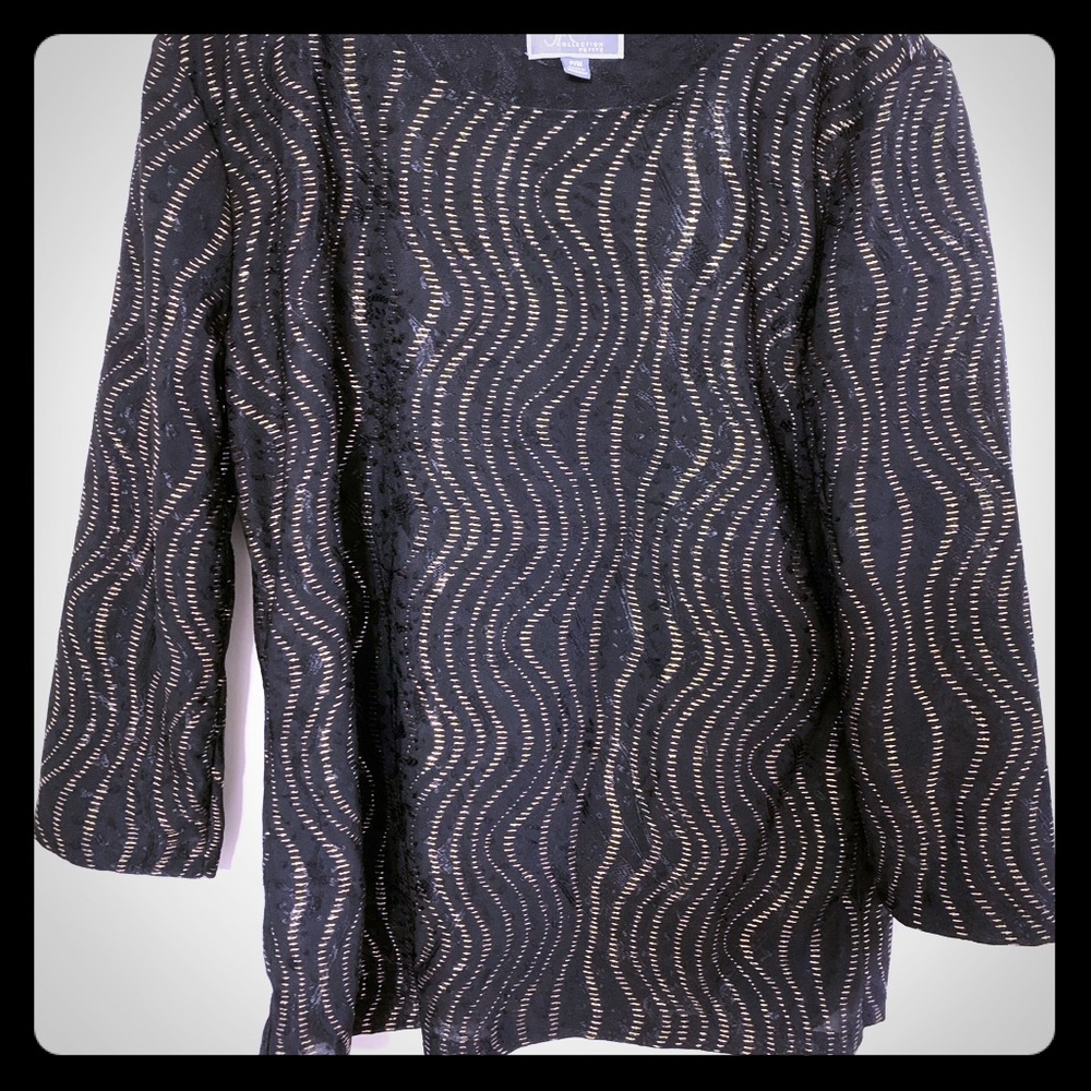 Women’s dressy fitted top